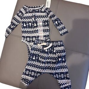 Old Navy Navy & White Fair Isle Baby Knit Set